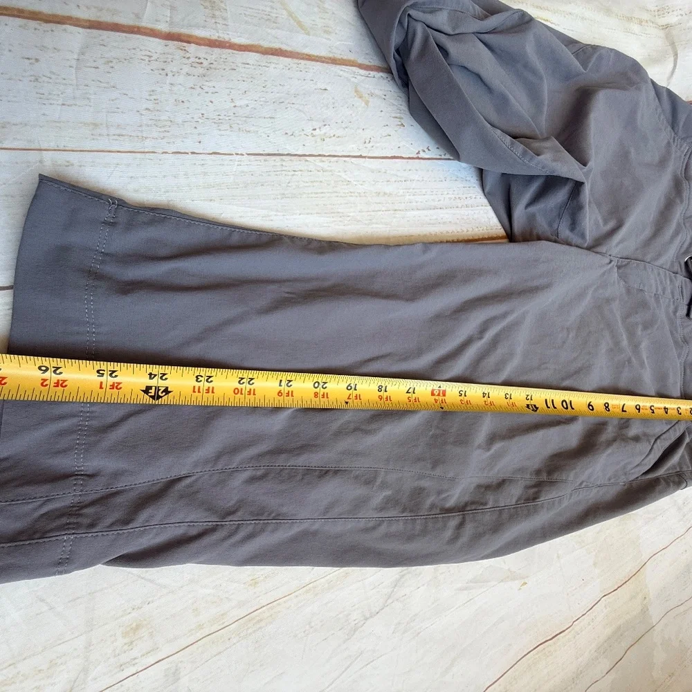 Columbia | Anytime Outdoor Capri Pants | Women’s Size 14 | Gray - Picture 10 of 11